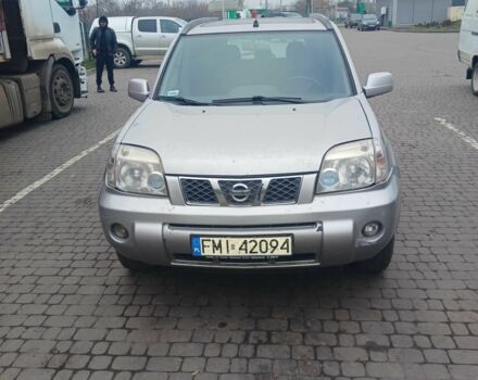 Серый Ниссан ИксТрейл, объемом двигателя 2.2 л и пробегом 270 тыс. км за 4200 $, фото 1 на Automoto.ua