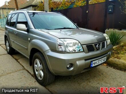 Серый Ниссан ИксТрейл, объемом двигателя 2.2 л и пробегом 240 тыс. км за 6700 $, фото 1 на Automoto.ua