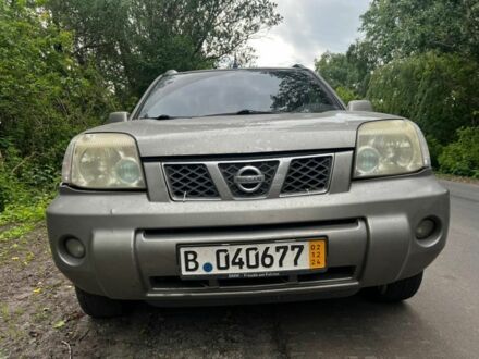 Ниссан ИксТрейл 2004 в Сумах на Automoto.ua Серый Ниссан ИксТрейл, объемом двигателя 2.2 л и пробегом 256 тыс. км за 4300 $, фото 1 на Automoto.ua