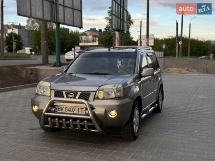 Ниссан ИксТрейл 2004 в Ровно на Automoto.ua Серый Ниссан ИксТрейл, объемом двигателя 2 л и пробегом 149 тыс. км за 6900 $, фото 1 на Automoto.ua