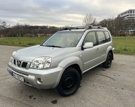 Серый Ниссан ИксТрейл, объемом двигателя 2.2 л и пробегом 249 тыс. км за 3966 $, фото 1 на Automoto.ua