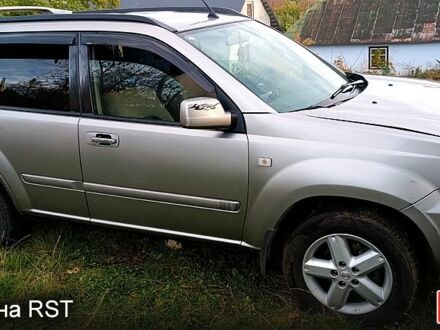 Ниссан ИксТрейл 2005 в Тернополе на Automoto.ua Серый Ниссан ИксТрейл, объемом двигателя 2.2 л и пробегом 350 тыс. км за 3550 $, фото 1 на Automoto.ua