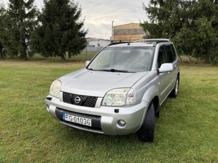 Серый Ниссан ИксТрейл, объемом двигателя 0 л и пробегом 277 тыс. км за 2318 $, фото 1 на Automoto.ua