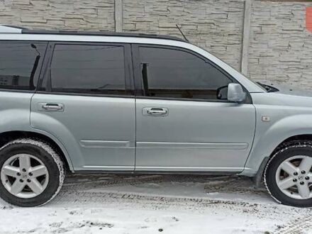 Сірий Ніссан ІксТрейл, об'ємом двигуна 2 л та пробігом 290 тис. км за 6000 $, фото 1 на Automoto.ua