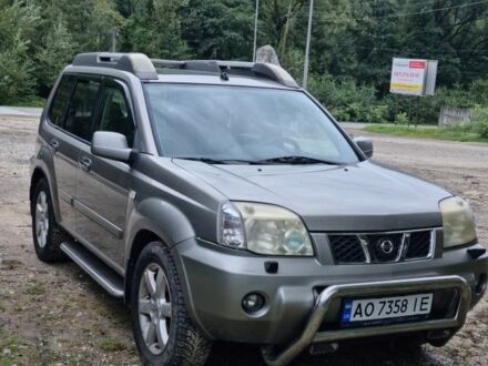 Ниссан ИксТрейл 2005 в Рахове на Automoto.ua Серый Ниссан ИксТрейл, объемом двигателя 2.2 л и пробегом 380 тыс. км за 6700 $, фото 1 на Automoto.ua