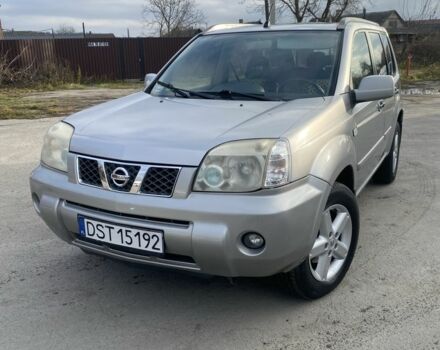 Серый Ниссан ИксТрейл, объемом двигателя 0 л и пробегом 230 тыс. км за 3700 $, фото 1 на Automoto.ua