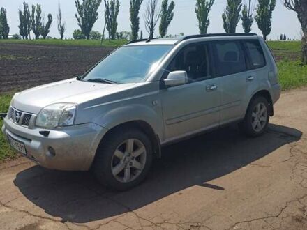 Ніссан ІксТрейл 2005 у Покровском на Automoto.ua Сірий Ніссан ІксТрейл, об'ємом двигуна 2.2 л та пробігом 350 тис. км за 4200 $, фото 1 на Automoto.ua
