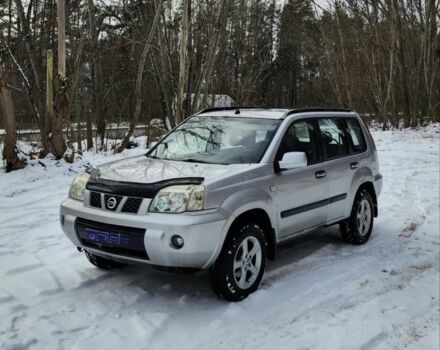 Серый Ниссан ИксТрейл, объемом двигателя 2.2 л и пробегом 250 тыс. км за 3800 $, фото 1 на Automoto.ua