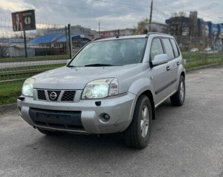 Сірий Ніссан ІксТрейл, об'ємом двигуна 2.2 л та пробігом 318 тис. км за 2500 $, фото 1 на Automoto.ua