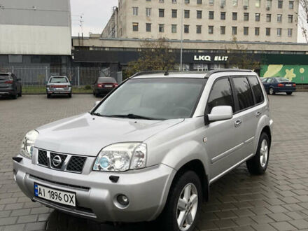 Серый Ниссан ИксТрейл, объемом двигателя 2 л и пробегом 192 тыс. км за 6600 $, фото 1 на Automoto.ua