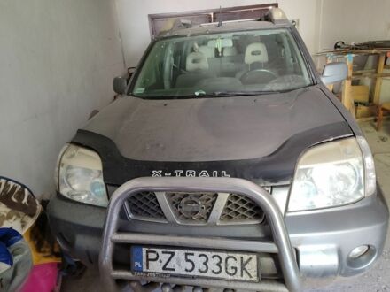 Серый Ниссан ИксТрейл, объемом двигателя 0 л и пробегом 300 тыс. км за 2375 $, фото 1 на Automoto.ua