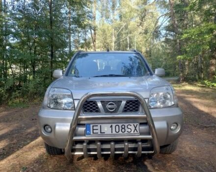 Сірий Ніссан ІксТрейл, об'ємом двигуна 0 л та пробігом 200 тис. км за 3250 $, фото 1 на Automoto.ua