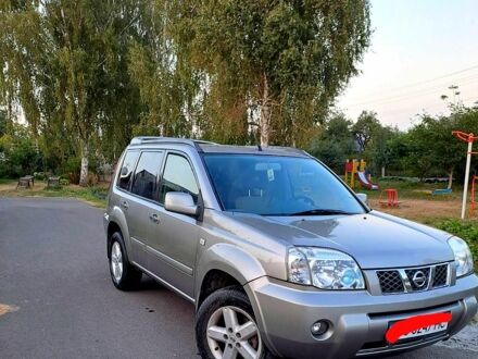 Ниссан ИксТрейл 2006 в Владимир-Волынский на Automoto.ua Серый Ниссан ИксТрейл, объемом двигателя 2 л и пробегом 214 тыс. км за 6585 $, фото 1 на Automoto.ua