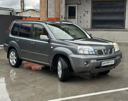 Серый Ниссан ИксТрейл, объемом двигателя 2.18 л и пробегом 308 тыс. км за 5100 $, фото 1 на Automoto.ua