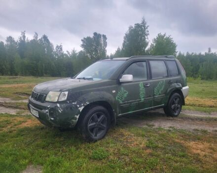 Серый Ниссан ИксТрейл, объемом двигателя 2 л и пробегом 300 тыс. км за 3579 $, фото 1 на Automoto.ua