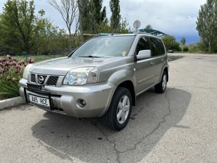 Ниссан ИксТрейл 2006 в Николаеве на Automoto.ua Серый Ниссан ИксТрейл, объемом двигателя 2.2 л и пробегом 246 тыс. км за 3900 $, фото 1 на Automoto.ua