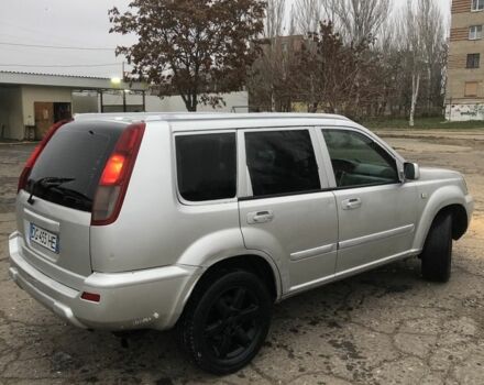 Серый Ниссан ИксТрейл, объемом двигателя 2.2 л и пробегом 270 тыс. км за 3500 $, фото 1 на Automoto.ua