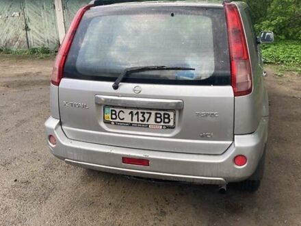 Серый Ниссан ИксТрейл, объемом двигателя 2 л и пробегом 400 тыс. км за 6999 $, фото 1 на Automoto.ua