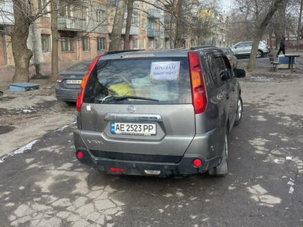 Ніссан ІксТрейл 2007 у Кам'янське (Дніпродзержинськ) на Automoto.ua Сірий Ніссан ІксТрейл, об'ємом двигуна 2 л та пробігом 244 тис. км за 7500 $, фото 1 на Automoto.ua