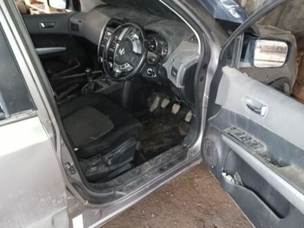 Серый Ниссан ИксТрейл, объемом двигателя 0 л и пробегом 200 тыс. км за 1421 $, фото 1 на Automoto.ua