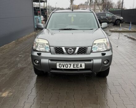 Серый Ниссан ИксТрейл, объемом двигателя 2.2 л и пробегом 150 тыс. км за 2500 $, фото 1 на Automoto.ua