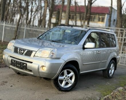 Серый Ниссан ИксТрейл, объемом двигателя 2.2 л и пробегом 297 тыс. км за 4950 $, фото 1 на Automoto.ua