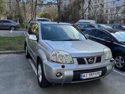 Ніссан ІксТрейл 2007 у Києві на Automoto.ua Сірий Ніссан ІксТрейл, об'ємом двигуна 2.2 л та пробігом 193 тис. км за 5500 $, фото 1 на Automoto.ua