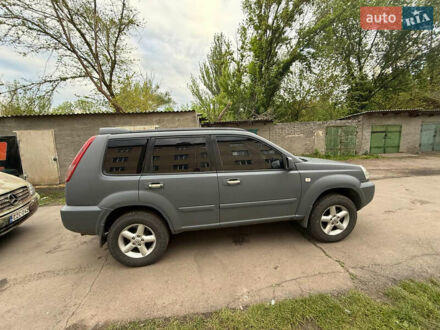 Серый Ниссан ИксТрейл, объемом двигателя 0 л и пробегом 360 тыс. км за 4700 $, фото 1 на Automoto.ua