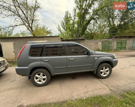 Серый Ниссан ИксТрейл, объемом двигателя 0 л и пробегом 360 тыс. км за 4700 $, фото 1 на Automoto.ua