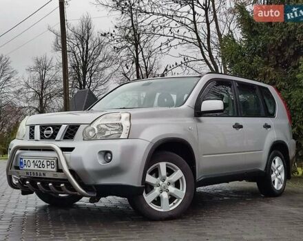 Сірий Ніссан ІксТрейл, об'ємом двигуна 2 л та пробігом 230 тис. км за 7900 $, фото 1 на Automoto.ua