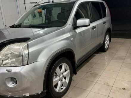 Ниссан ИксТрейл 2008 в Первомайск на Automoto.ua Серый Ниссан ИксТрейл, объемом двигателя 2.5 л и пробегом 175 тыс. км за 7600 $, фото 1 на Automoto.ua