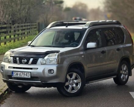 Сірий Ніссан ІксТрейл, об'ємом двигуна 2.2 л та пробігом 150 тис. км за 3300 $, фото 1 на Automoto.ua