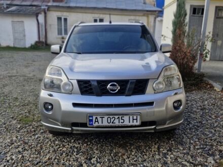 Серый Ниссан ИксТрейл, объемом двигателя 2 л и пробегом 164 тыс. км за 8850 $, фото 1 на Automoto.ua