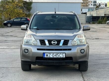 Серый Ниссан ИксТрейл, объемом двигателя 2.2 л и пробегом 200 тыс. км за 3400 $, фото 1 на Automoto.ua