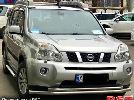 Ніссан ІксТрейл 2009 у Києві на Automoto.ua Сірий Ніссан ІксТрейл, об'ємом двигуна 20 л та пробігом 200 тис. км за 9300 $, фото 1 на Automoto.ua