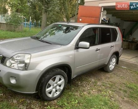 Ниссан ИксТрейл 2010 в Дубно на Automoto.ua Серый Ниссан ИксТрейл, объемом двигателя 2 л и пробегом 231 тыс. км за 12200 $, фото 1 на Automoto.ua