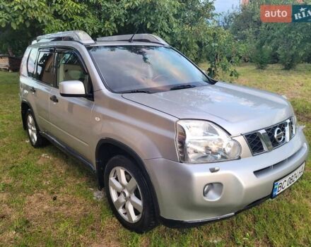 Сірий Ніссан ІксТрейл, об'ємом двигуна 2 л та пробігом 185 тис. км за 12500 $, фото 1 на Automoto.ua