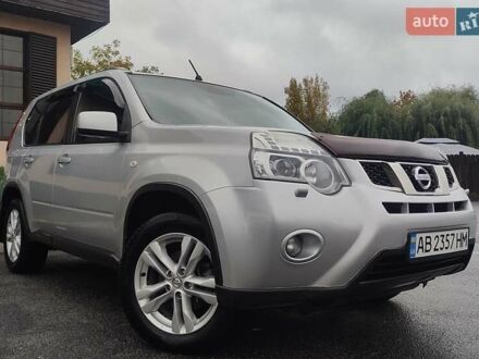 Ниссан ИксТрейл 2011 в Виннице на Automoto.ua Серый Ниссан ИксТрейл, объемом двигателя 2.49 л и пробегом 217 тыс. км за 10000 $, фото 1 на Automoto.ua