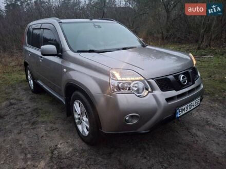 Серый Ниссан ИксТрейл, объемом двигателя 2 л и пробегом 352 тыс. км за 9499 $, фото 1 на Automoto.ua