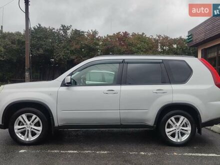 Сірий Ніссан ІксТрейл, об'ємом двигуна 2.49 л та пробігом 217 тис. км за 9990 $, фото 1 на Automoto.ua