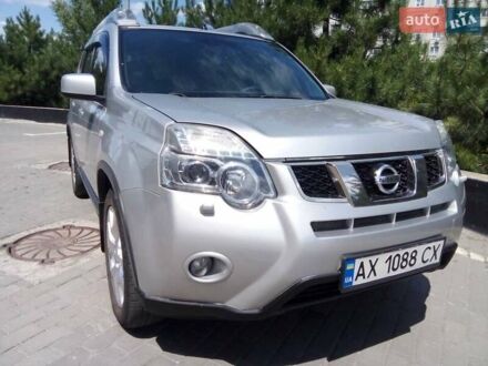 Ниссан ИксТрейл 2012 в Харькове на Automoto.ua Серый Ниссан ИксТрейл, объемом двигателя 2 л и пробегом 193 тыс. км за 10900 $, фото 1 на Automoto.ua