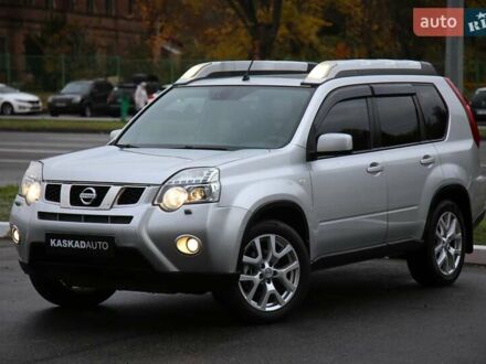 Серый Ниссан ИксТрейл, объемом двигателя 2 л и пробегом 193 тыс. км за 10950 $, фото 1 на Automoto.ua