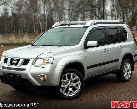 Сірий Ніссан ІксТрейл, об'ємом двигуна 2 л та пробігом 160 тис. км за 11200 $, фото 1 на Automoto.ua