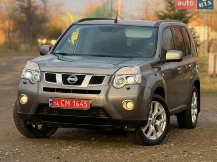 Серый Ниссан ИксТрейл, объемом двигателя 2 л и пробегом 186 тыс. км за 13900 $, фото 1 на Automoto.ua