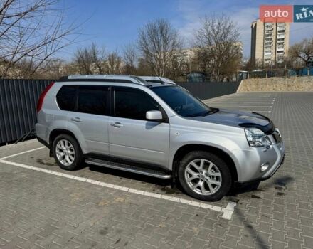 Серый Ниссан ИксТрейл, объемом двигателя 2.49 л и пробегом 168 тыс. км за 12200 $, фото 1 на Automoto.ua