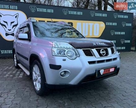 Серый Ниссан ИксТрейл, объемом двигателя 2 л и пробегом 90 тыс. км за 15000 $, фото 1 на Automoto.ua