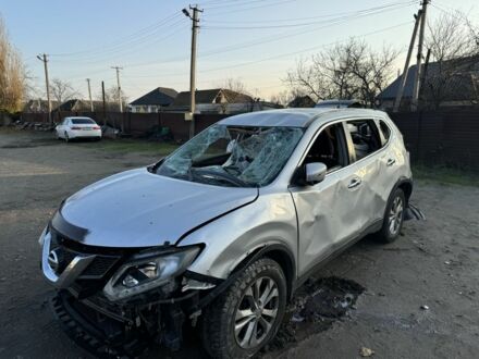 Серый Ниссан ИксТрейл, объемом двигателя 2 л и пробегом 140 тыс. км за 4500 $, фото 1 на Automoto.ua