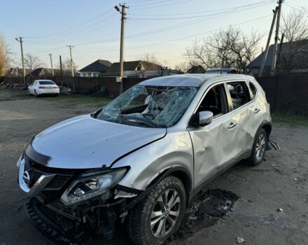 Серый Ниссан ИксТрейл, объемом двигателя 2 л и пробегом 140 тыс. км за 4500 $, фото 1 на Automoto.ua