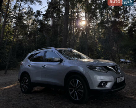 Сірий Ніссан ІксТрейл, об'ємом двигуна 1.6 л та пробігом 262 тис. км за 16999 $, фото 1 на Automoto.ua