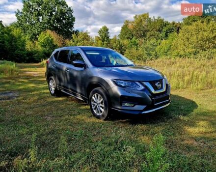 Ниссан ИксТрейл 2018 в Сумах на Automoto.ua Серый Ниссан ИксТрейл, объемом двигателя 2 л и пробегом 145 тыс. км за 17900 $, фото 1 на Automoto.ua